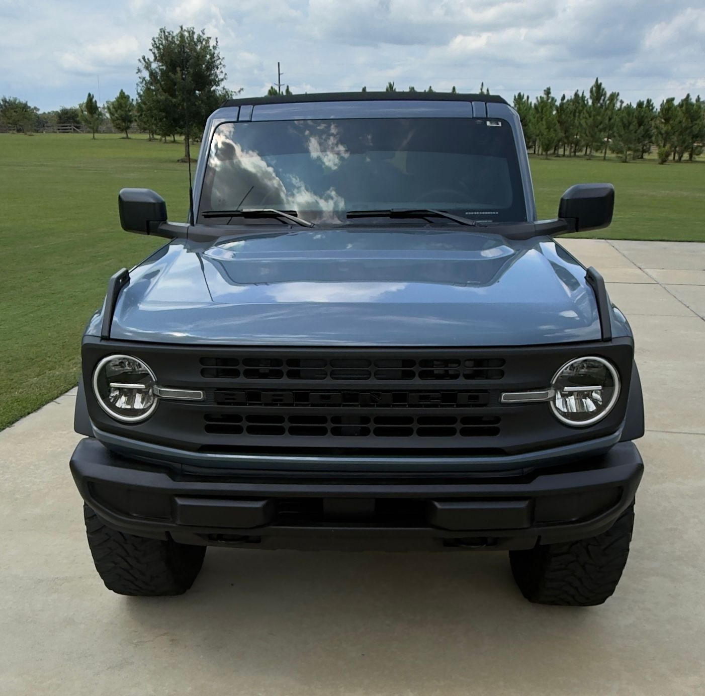 Used 2023 Ford Bronco 4-Door AWD/4WD image 4