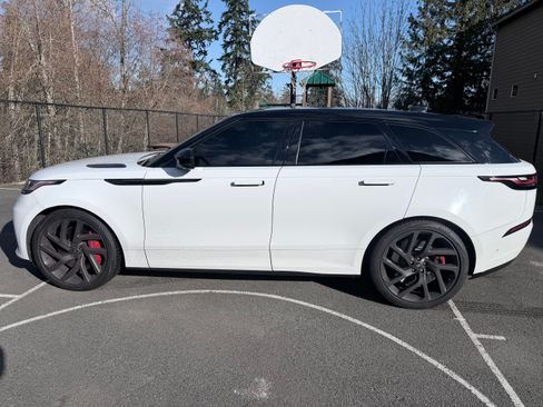 Used 2020 Land Rover Range Rover Velar SV Autobiography Dynamic image 8
