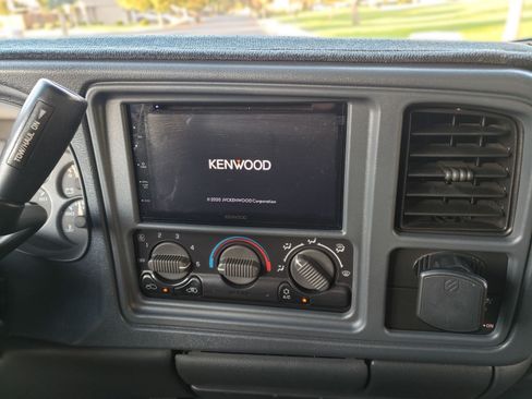 Used 2001 GMC Sierra 1500 2WD Extended Cab image 17