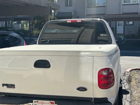 Used 2003 Ford F150 XLT image 4