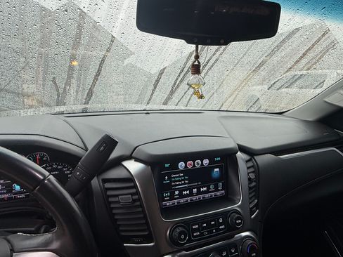 Used 2017 Chevrolet Tahoe LS w/ All-Season Package image 12