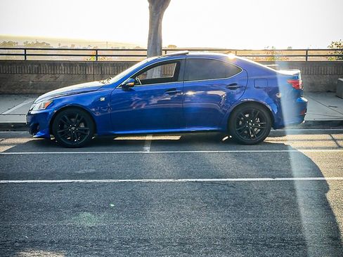 Used 2013 Lexus IS 250 w/ F-Sport Pkg w/Summer Tires image 2