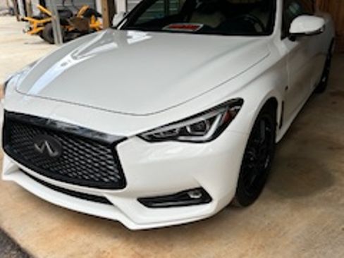 Used 2019 INFINITI Q60 3.0t Luxe image 1