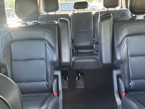 Used 2025 Lincoln Navigator Reserve w/ Jet Appearance Package AWD/4WD image 19