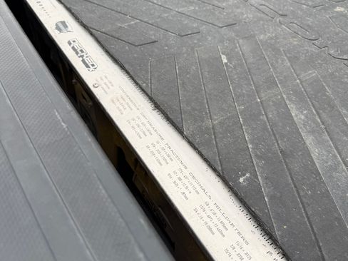 Used 2018 Toyota Tacoma TRD Off-Road image 1