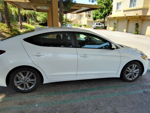 Used 2018 Hyundai Elantra SEL image 7