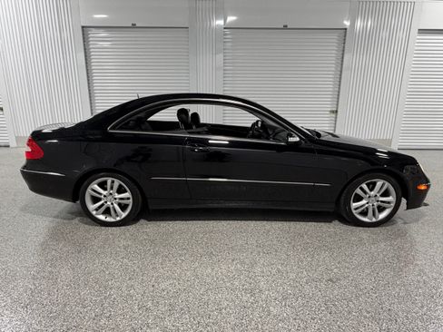 Used 2006 Mercedes-Benz CLK 350 Coupe image 9