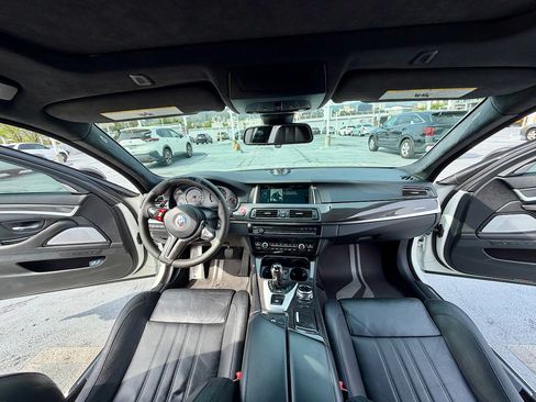 Used 2014 BMW M5 image 19