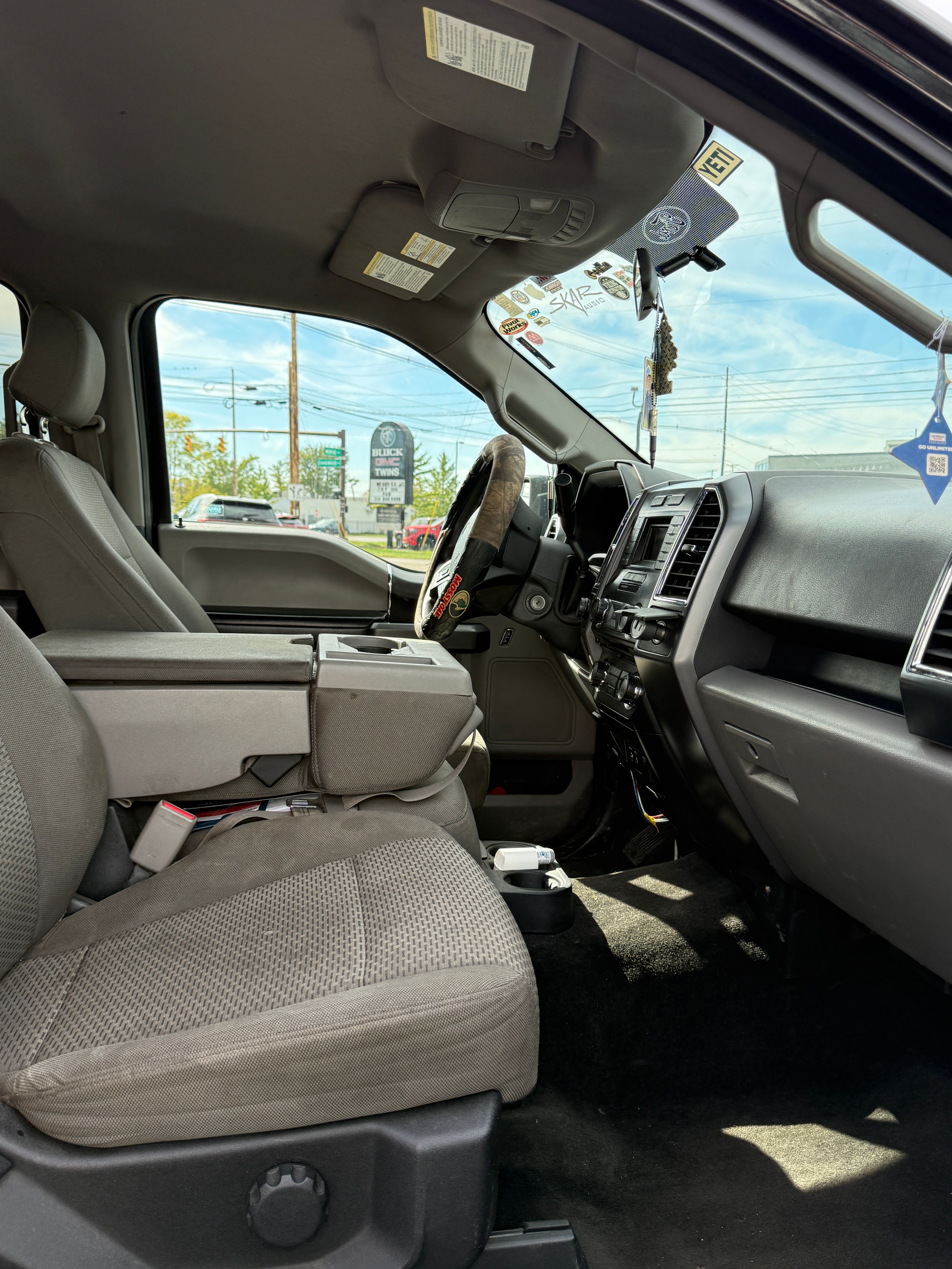 Used 2015 Ford F150 XLT w/ Trailer Tow Package AWD/4WD image 10