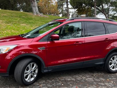 Used 2017 Ford Escape SE