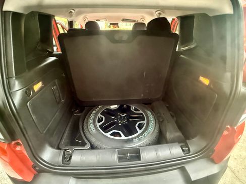 Used 2015 Jeep Renegade Trailhawk w/ Safety & Security Group I image 13