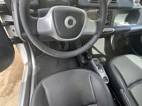 Used 2015 smart fortwo electric drive image 12