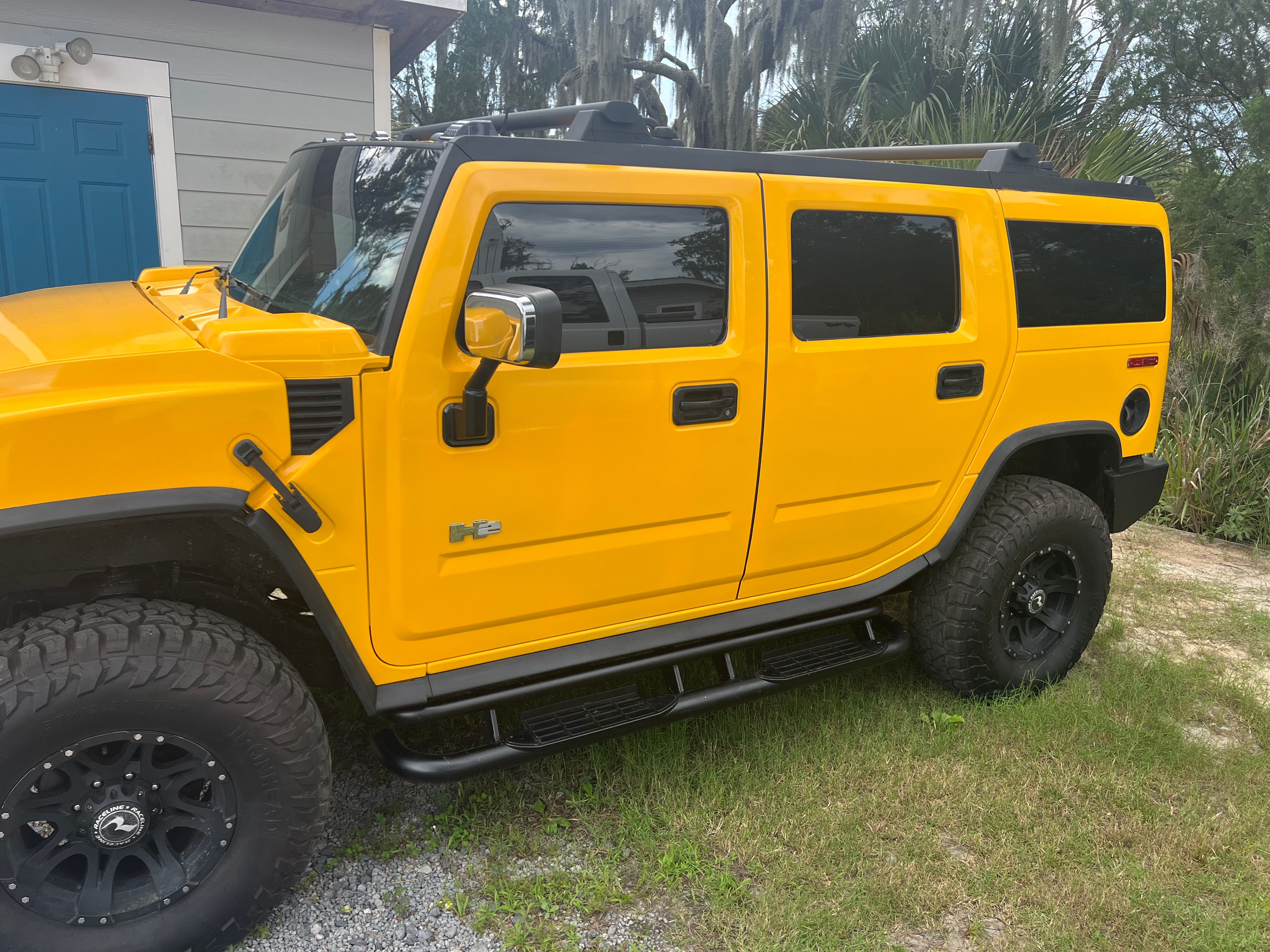 Used 2003 HUMMER H2 w/ Preferred Equipment Group AWD/4WD image 2