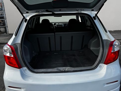 Used 2010 Toyota Matrix FWD image 6