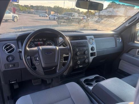 Used 2011 Ford F150 XLT w/ XLT Chrome Pkg AWD/4WD image 5
