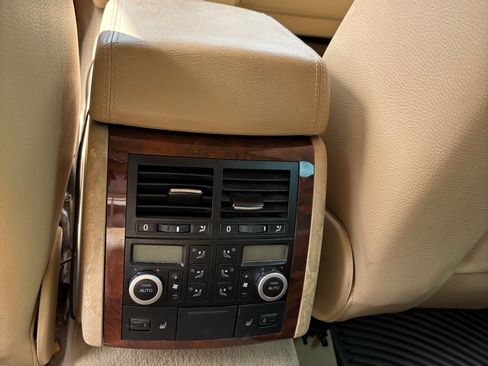 Used 2008 Volkswagen Touareg V6 image 24