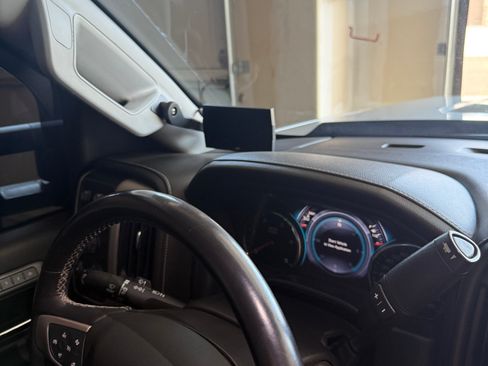 Used 2019 GMC Sierra 2500 Denali w/ Duramax Plus Package image 14