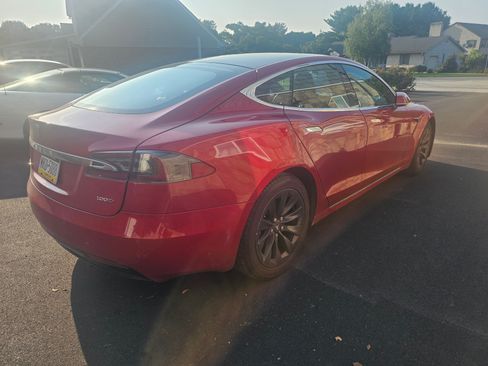 Used 2017 Tesla Model S 100D image 8