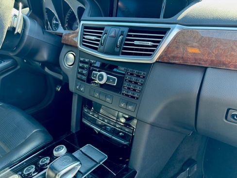 Used 2012 Mercedes-Benz E 63 AMG Wagon image 19
