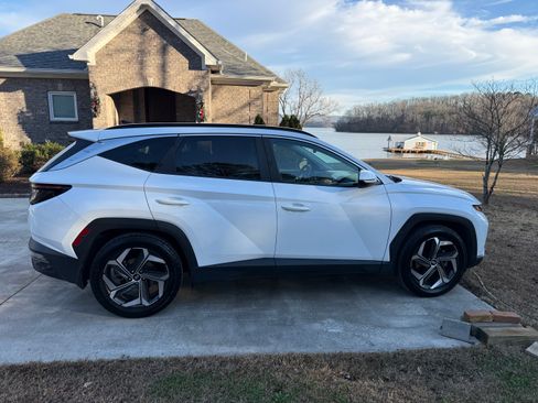 Used 2022 Hyundai Tucson SEL w/ Convenience + Premium Package image 2