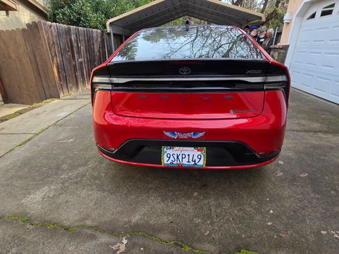 Used 2024 Toyota Prius Prime image 6