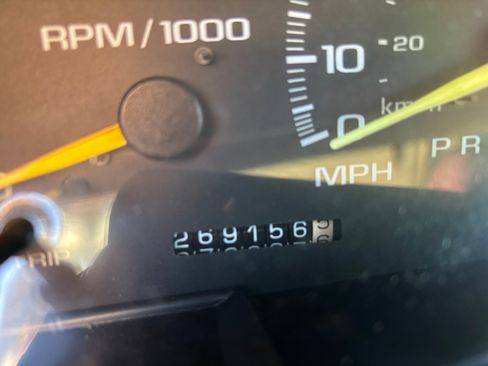 Used 1996 Chevrolet Tahoe 4WD image 13