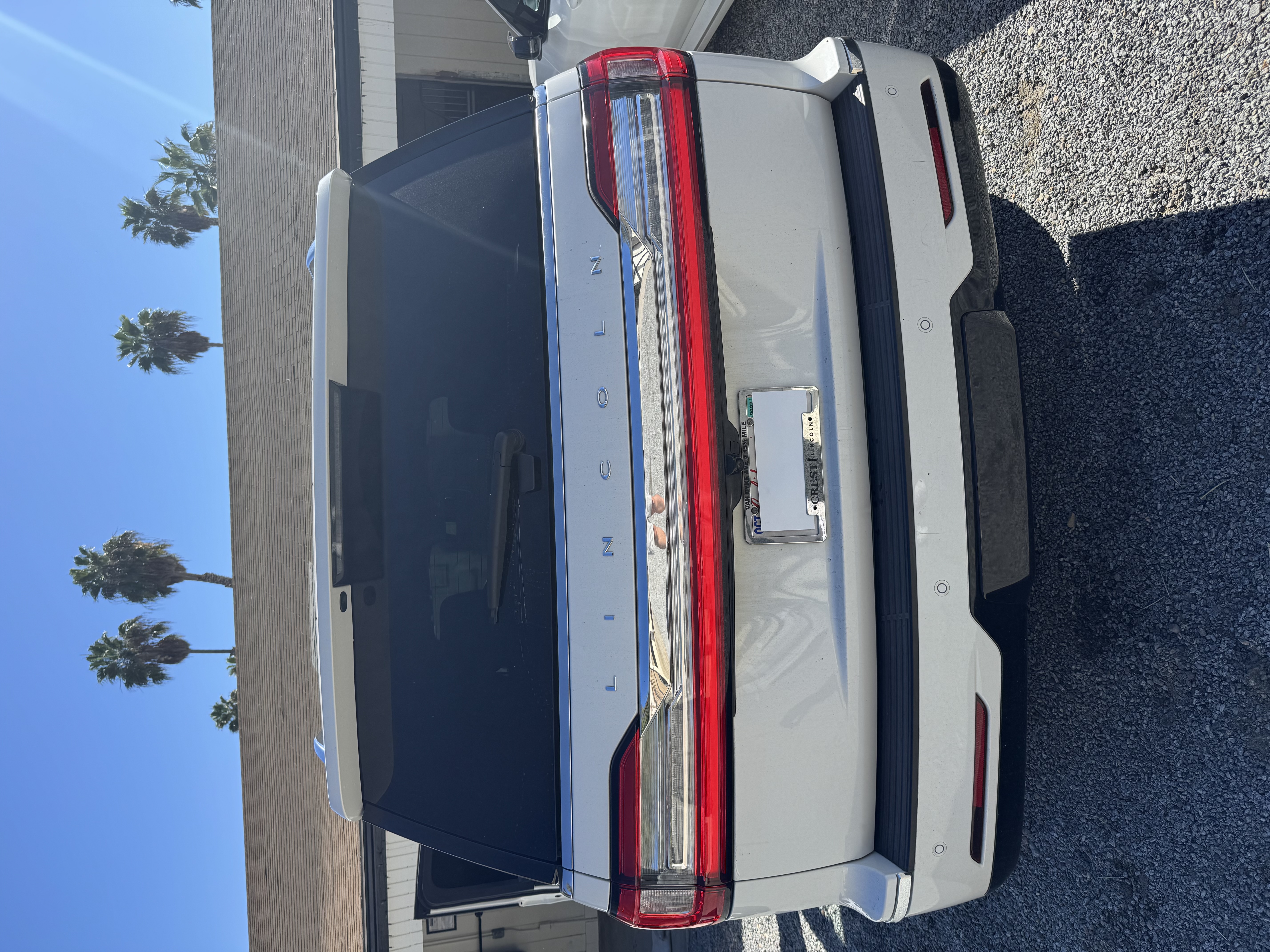 Used 2021 Lincoln Navigator Reserve AWD/4WD image 8