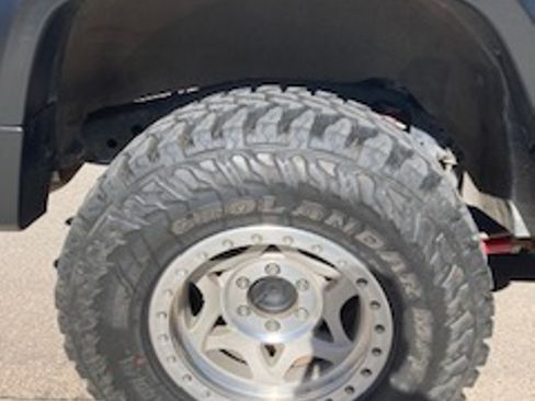 Used 2007 Toyota FJ Cruiser Sport Utility 2D image 19