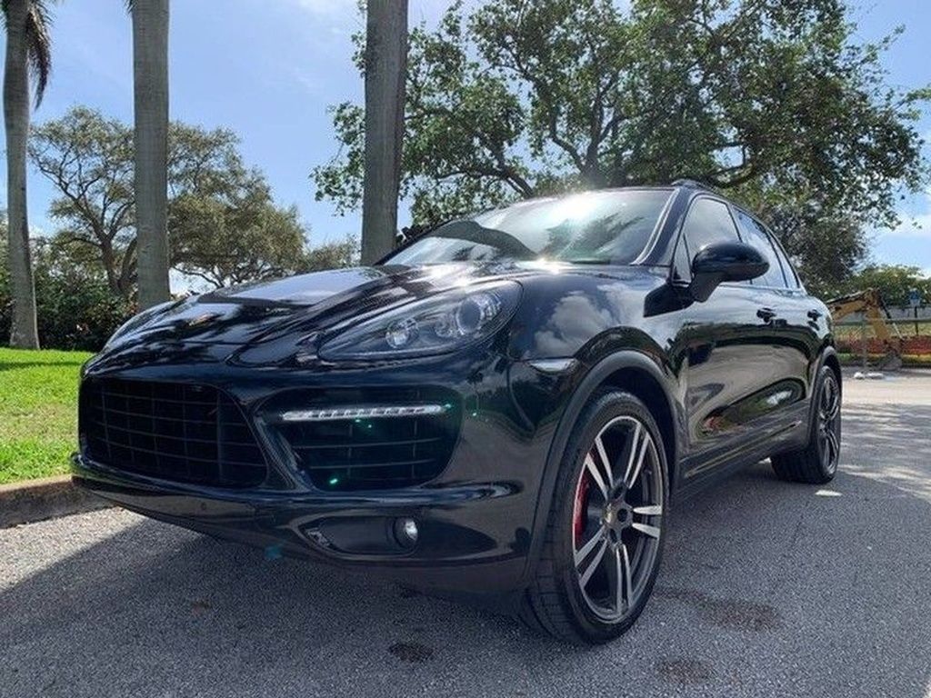 Used 2013 Porsche Cayenne Turbo AWD/4WD image 1