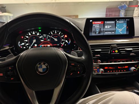 Used 2018 BMW 530i image 9