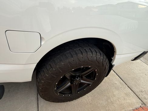 Used 2018 Nissan Titan S w/ S Utility Package RWD image 11