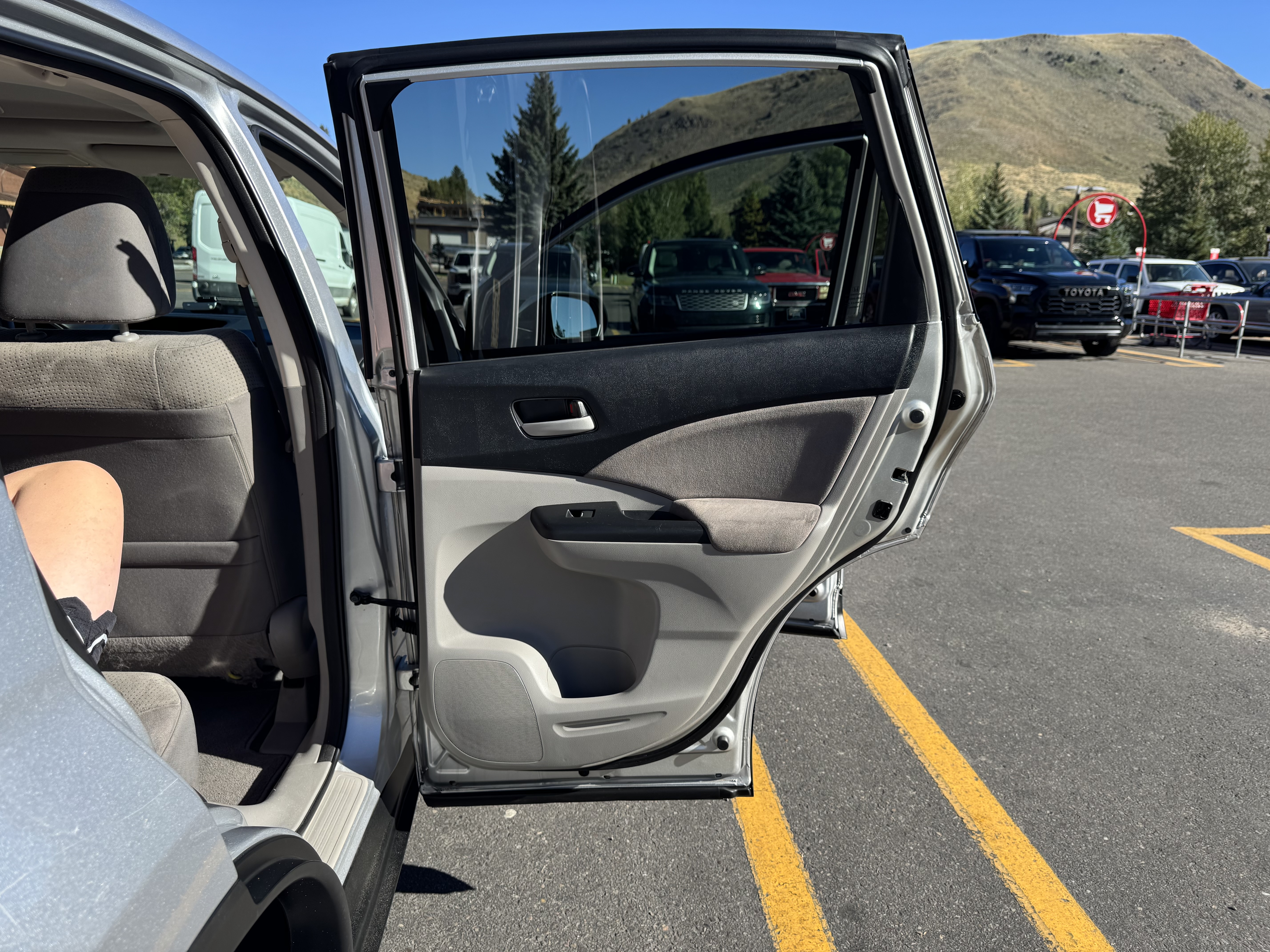 Used 2012 Honda CR-V EX image 23