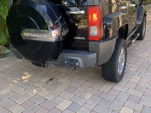 Used 2009 HUMMER H3 AWD/4WD image 6