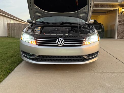 Used 2012 Volkswagen Passat 2.5 SE FWD image 4
