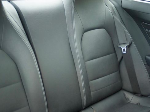 Used 2014 Mercedes-Benz E 550 Coupe image 23