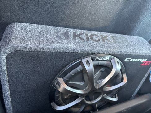 Used 2013 RAM 1500 Express image 2