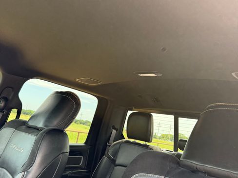 Used 2019 RAM 2500 Laramie AWD/4WD image 18