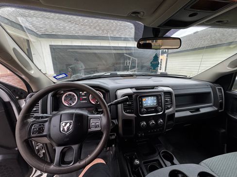 Used 2018 RAM 3500 Tradesman w/ Chrome Appearance Group AWD/4WD image 14