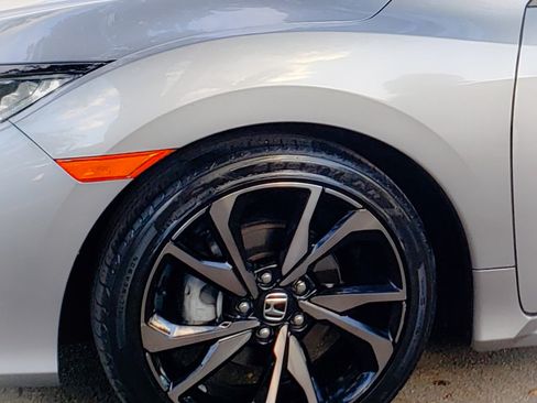 Used 2020 Honda Civic Sport image 8