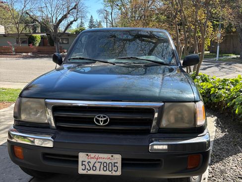 Used 1998 Toyota Tacoma 4x4 Xtracab image 1