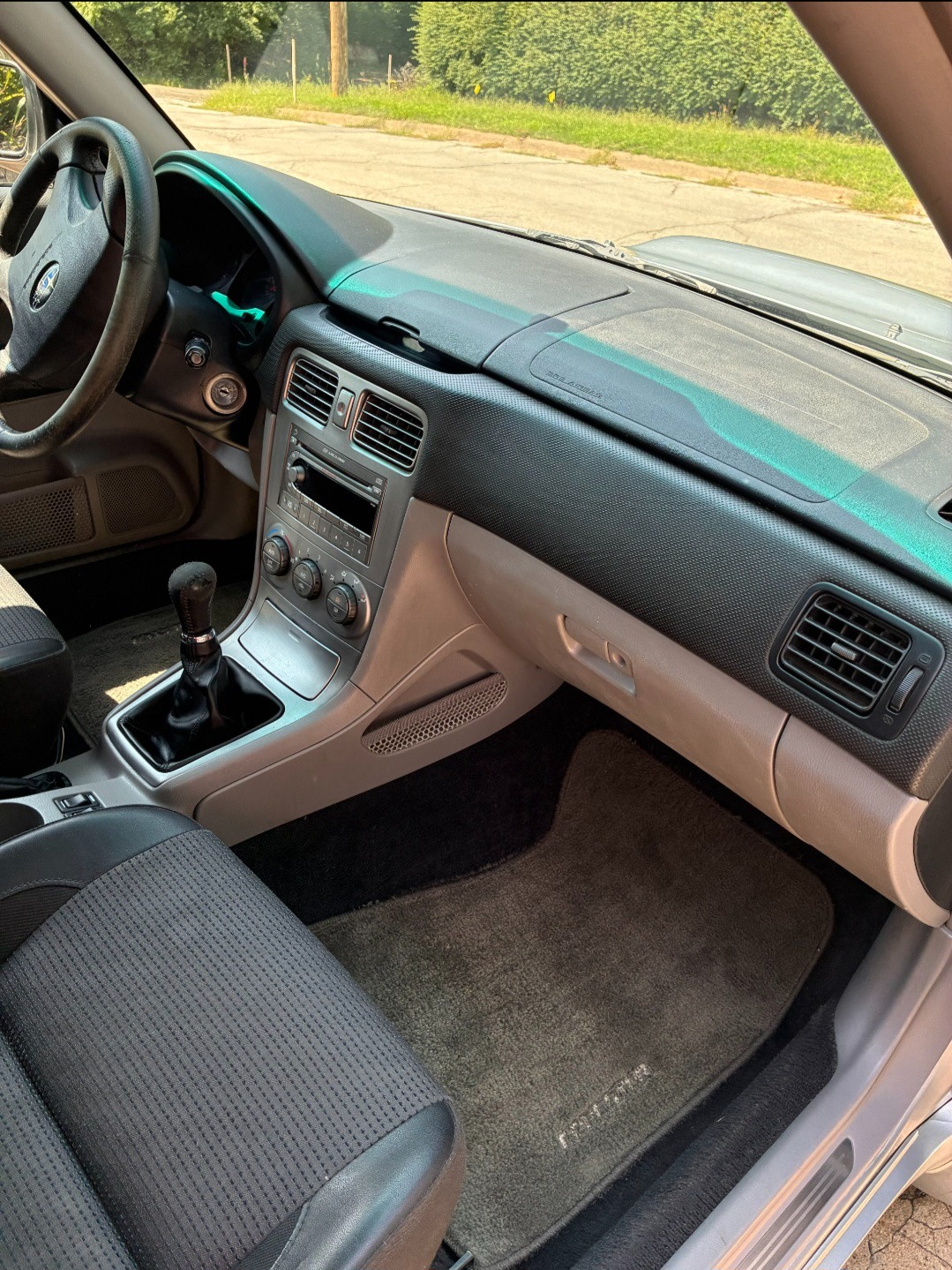Used 2004 Subaru Forester 2.5XT AWD/4WD image 5