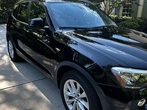 Used 2017 BMW X3 xDrive28i AWD/4WD image 4