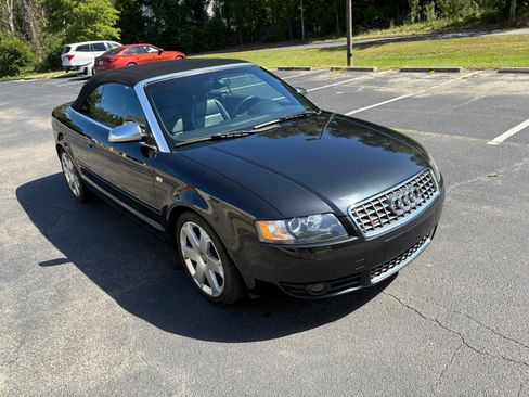 Used 2005 Audi S4 Cabriolet image 14