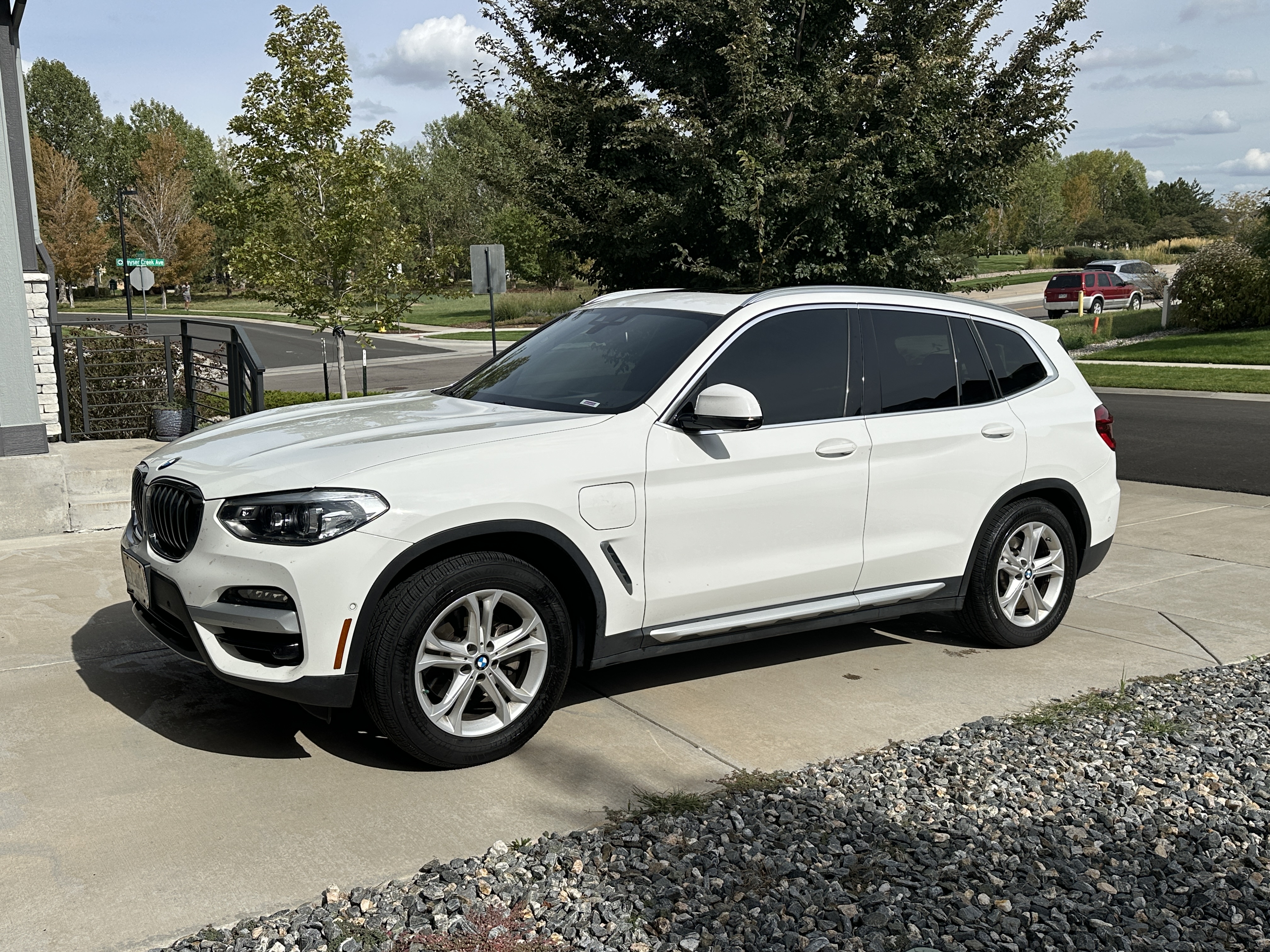 Used 2021 BMW X3 xDrive30e w/ Convenience Package AWD/4WD image 1