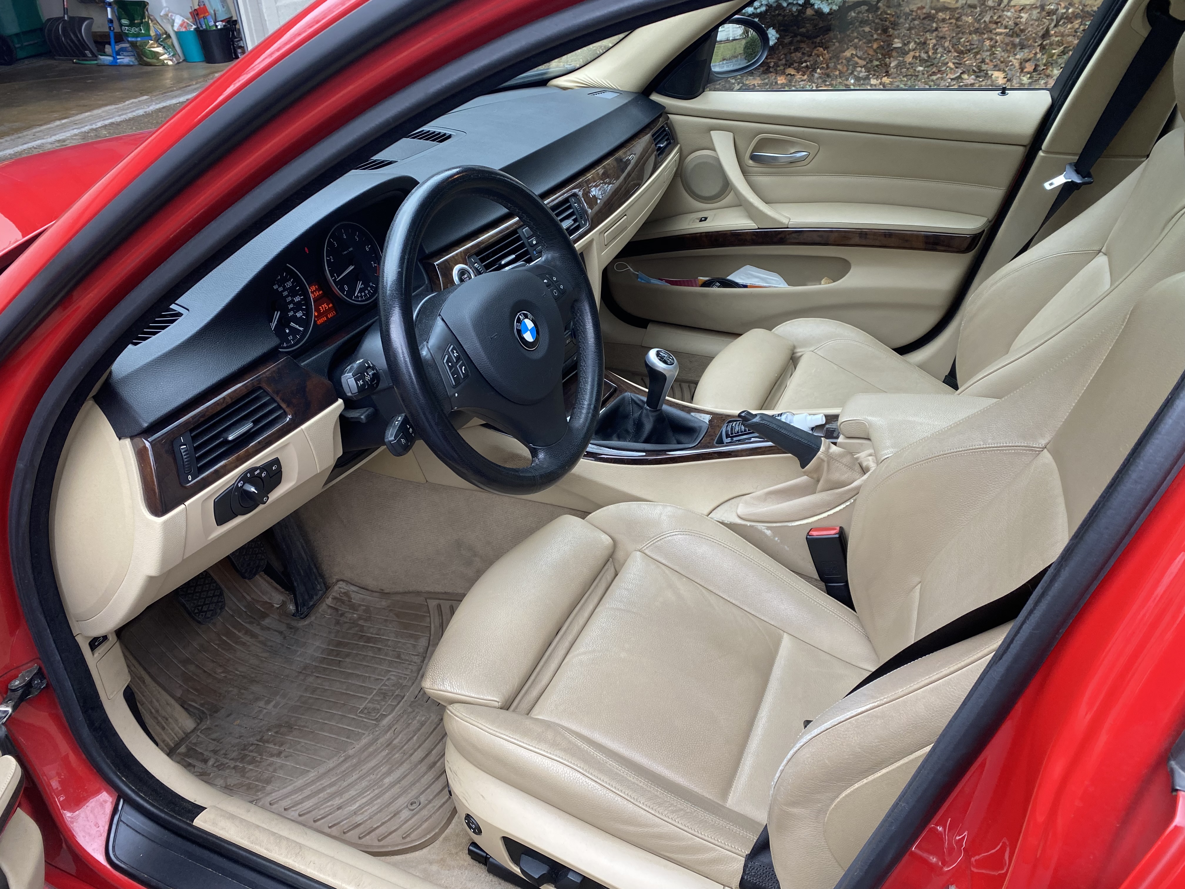 Used 2006 BMW 325i Sedan RWD image 6