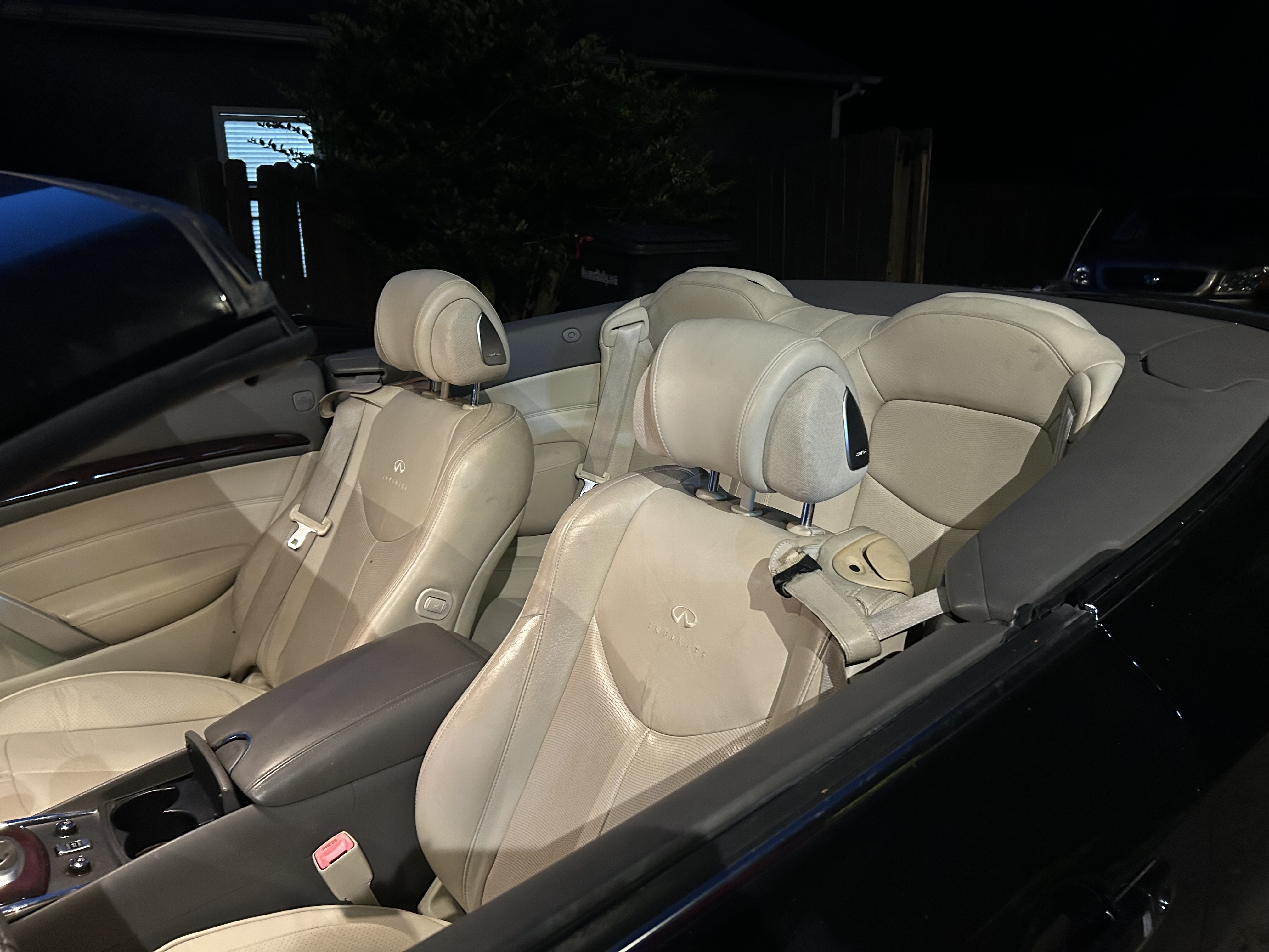 Used 2012 INFINITI G37 Convertible w/ Premium Pkg RWD image 14