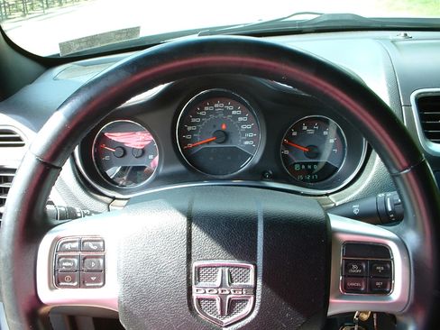 Used 2013 Dodge Avenger SXT w/ Rallye Appearance Group image 15