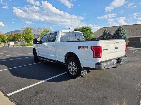 Used 2015 Ford F150 Lariat w/ Equipment Group 501A Mid image 5