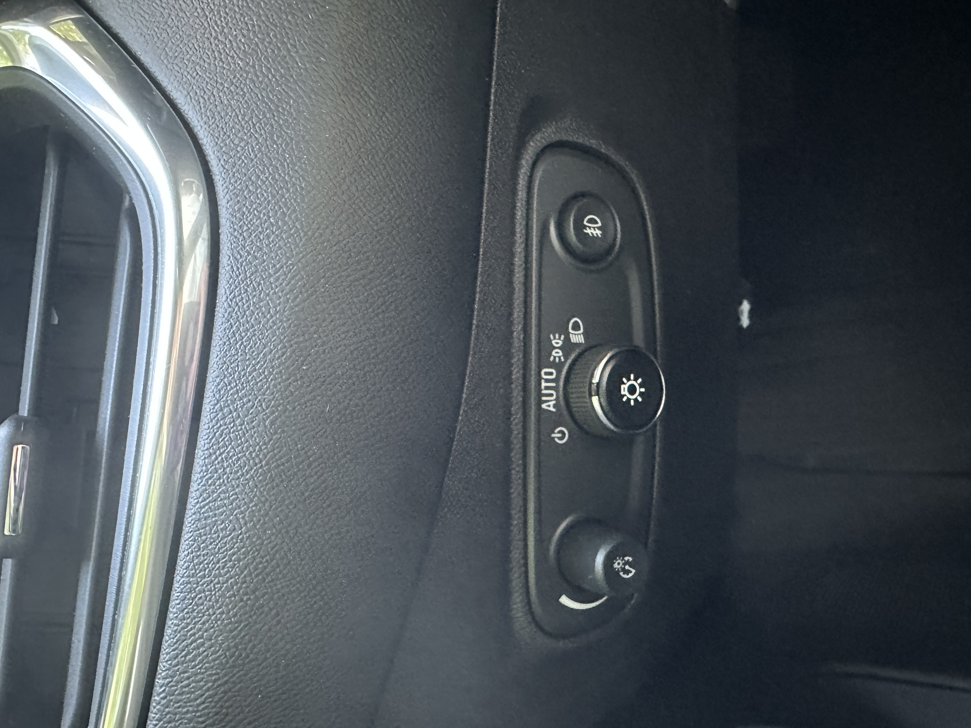 Used 2020 Chevrolet Equinox LT AWD/4WD image 17