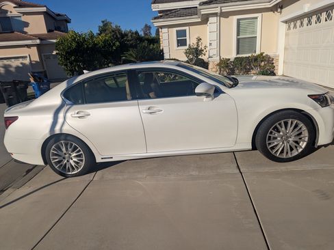 Used 2013 Lexus GS 450h image 2